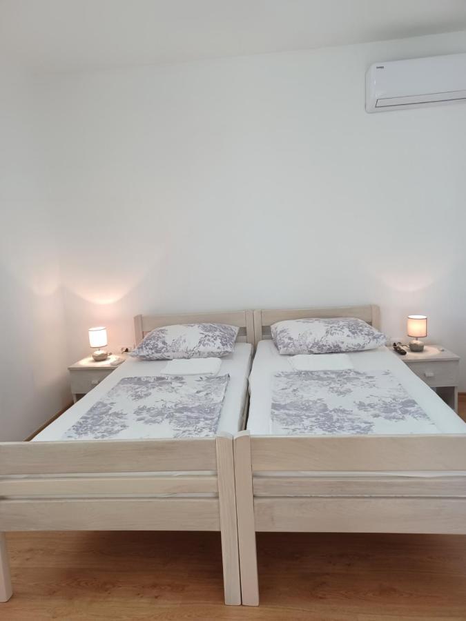 Apartment Mira トロギール エクステリア 写真